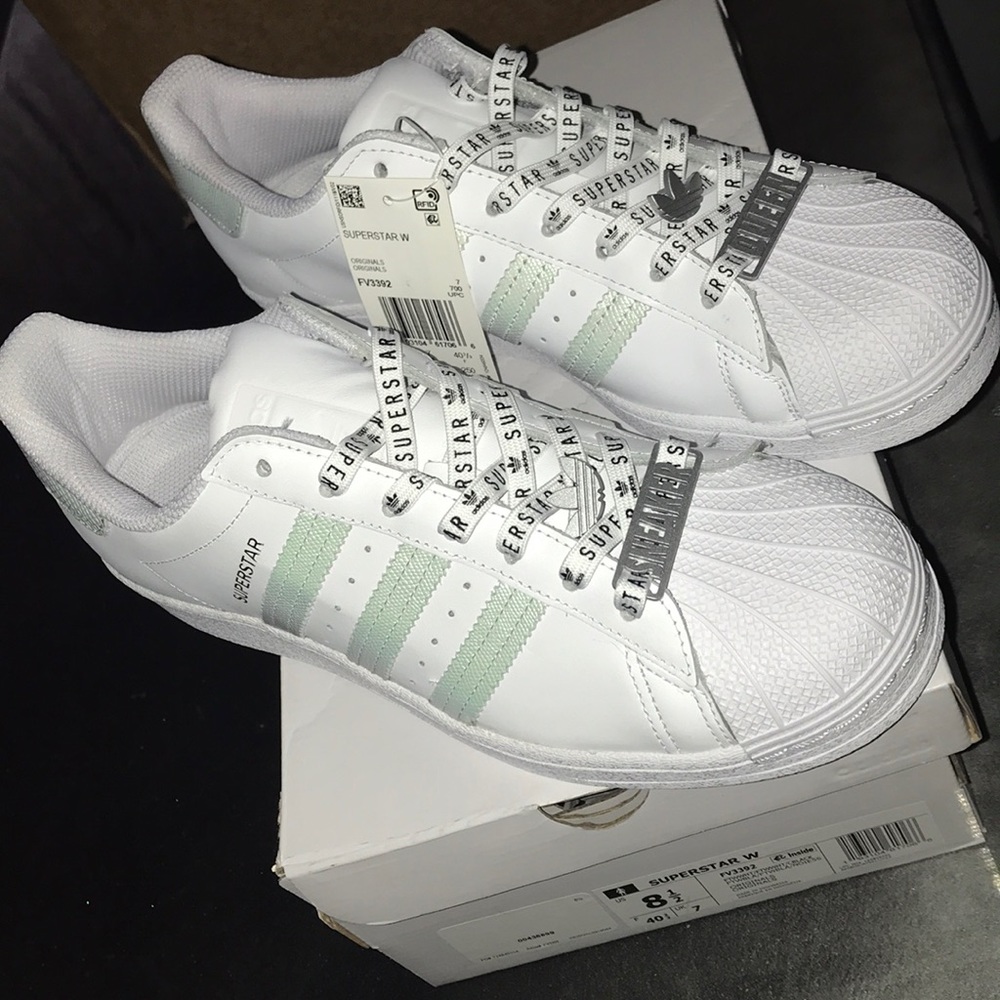 Adidas superstar shell toe for woman.